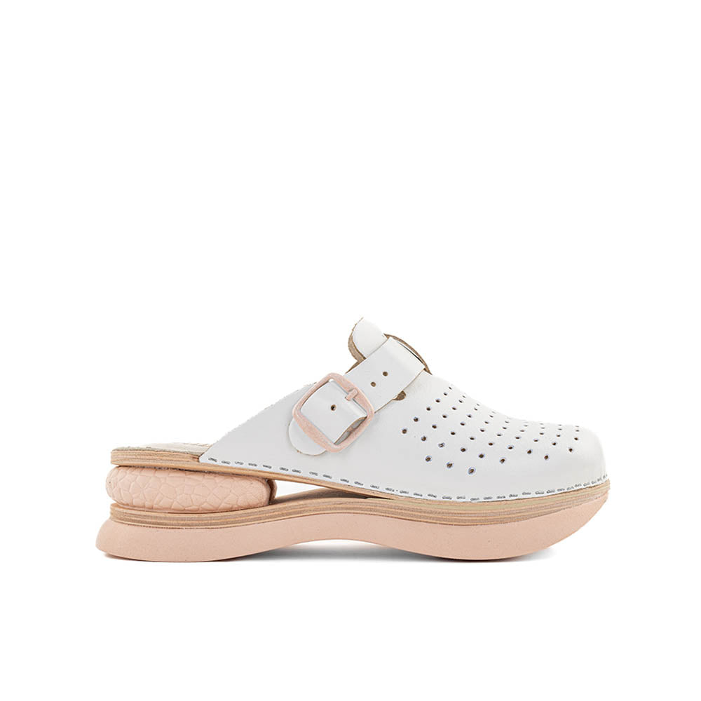 White Leather Clogs – Natural Comfort & Everyday Support