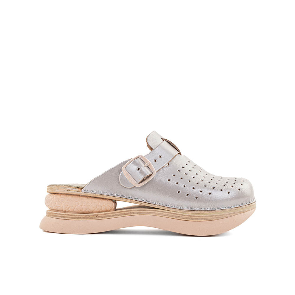 Pearl Leather Clogs – Natural Comfort & Everyday Support