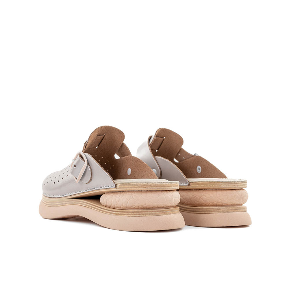 Pearl Leather Clogs – Natural Comfort & Everyday Support