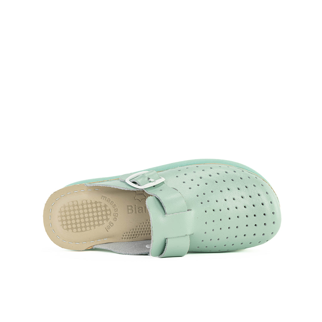 Mint Leather Clogs – Natural Comfort & Everyday Support